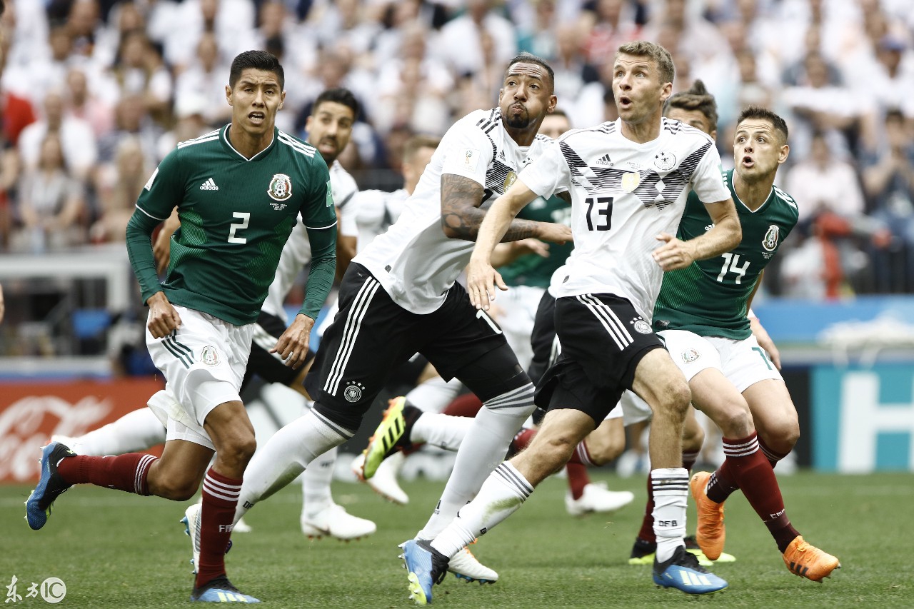 星空体育官网下载入口-阿斯顿维拉训练开放日，赛前伤情更新引欢呼，社区盾在即，轮换策略成焦点(纽卡斯尔联vs阿斯顿维拉比赛分析)